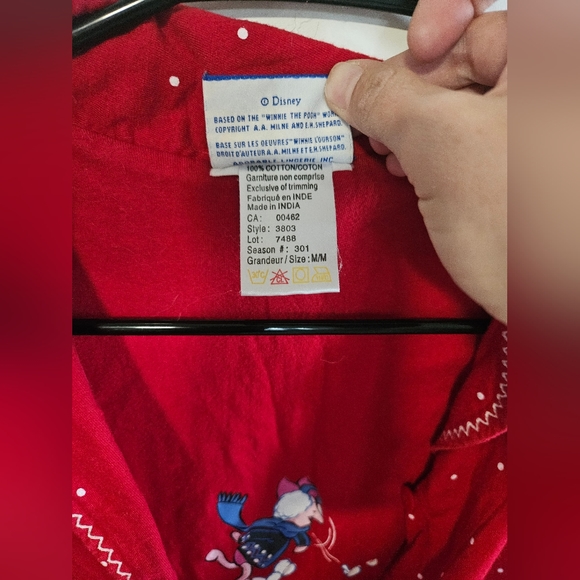 Winnie the Pooh Women's Pajama PJ Set Top & Pant RARE Medium red snow ball fight - Picture 11 of 16